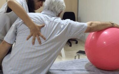 How Physical Therapy Keeps Aging Adults Active and Independent